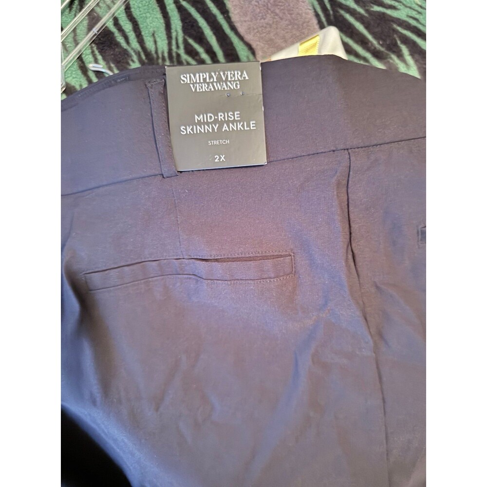Vera Wang ankle pants